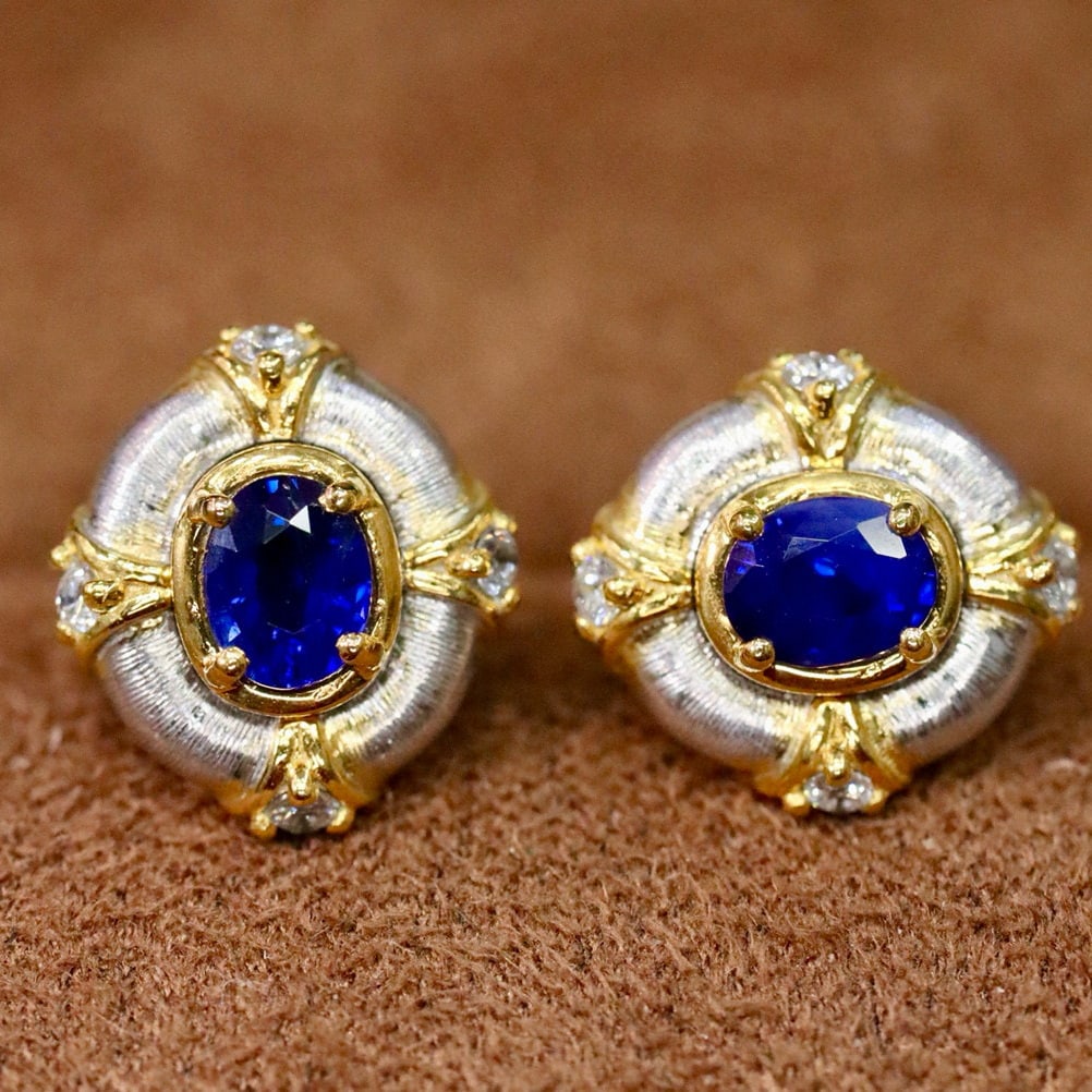 14k Gold 0.70 Ctw Vivid Blue Natural Sapphire & Diamond Earrings: Ref:231008141 // gold content:14k gold // main gemstone:sapphire // shape:oval // carat weight:0. 58ct // color:vivid blue // treatment:natural // // adjacent gemstone 2 : diamond // shape:round //