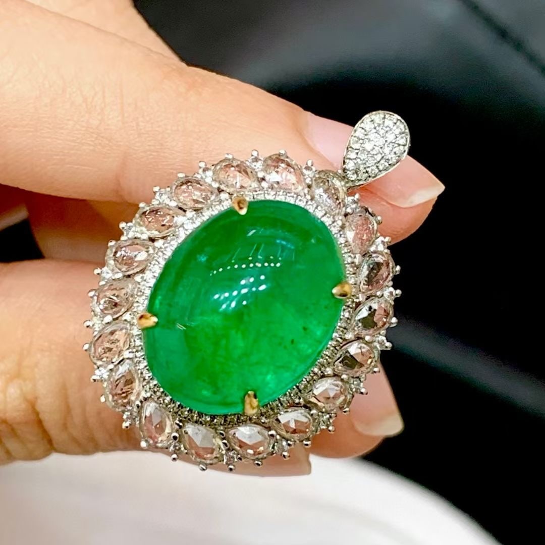 14k Gold 13.3 Ct Vivid Green Natural Emerald & Diamond & Sapphire Ring/pendant( Without Chain ) - 2