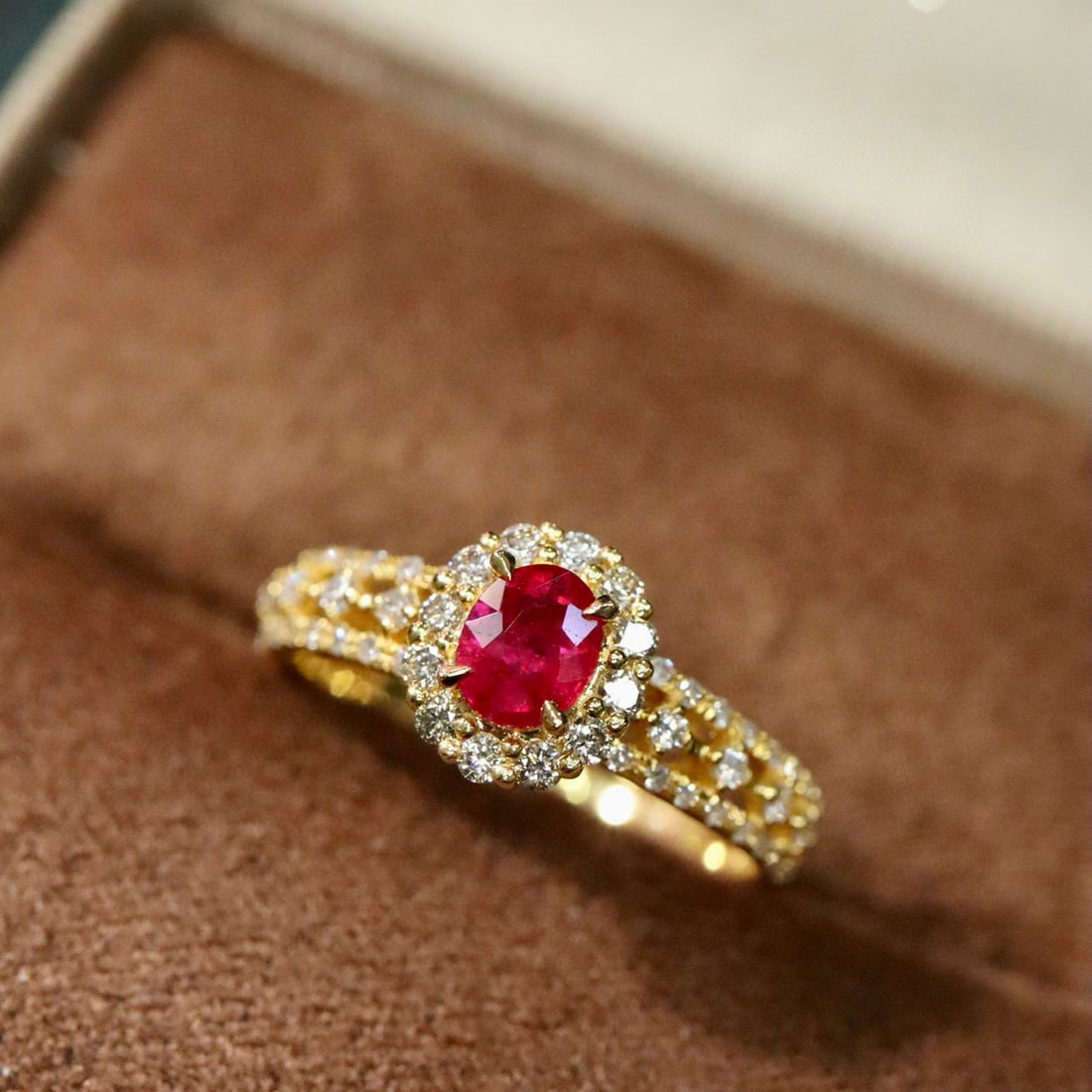 14k Gold 0.96 Ctw Natural Ruby & Diamond Ring - 2