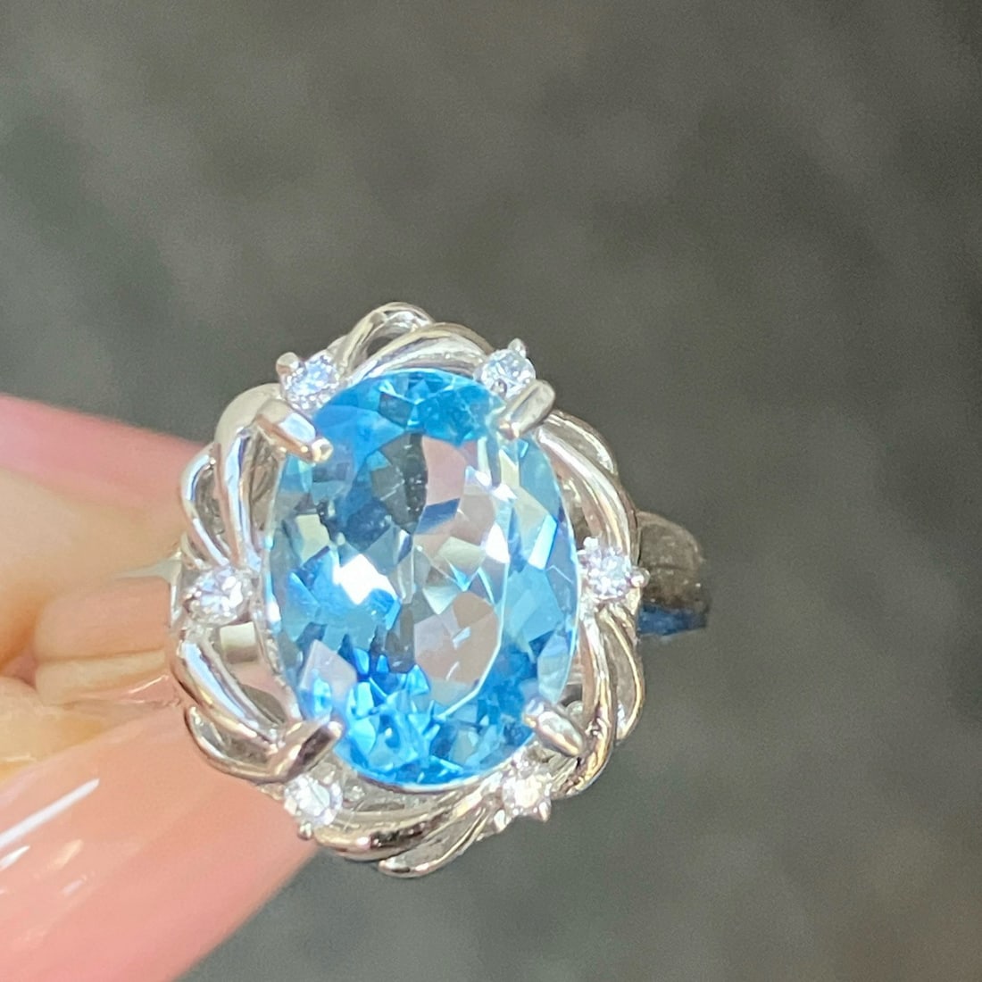 14k Gold 1.90 Ctw Natural Aquamarine & Diamond Ring - 2
