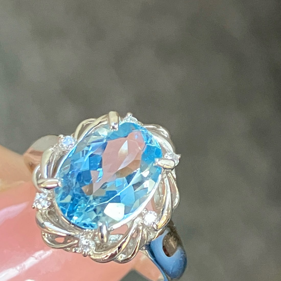 14k Gold 1.90 Ctw Natural Aquamarine & Diamond Ring - 4