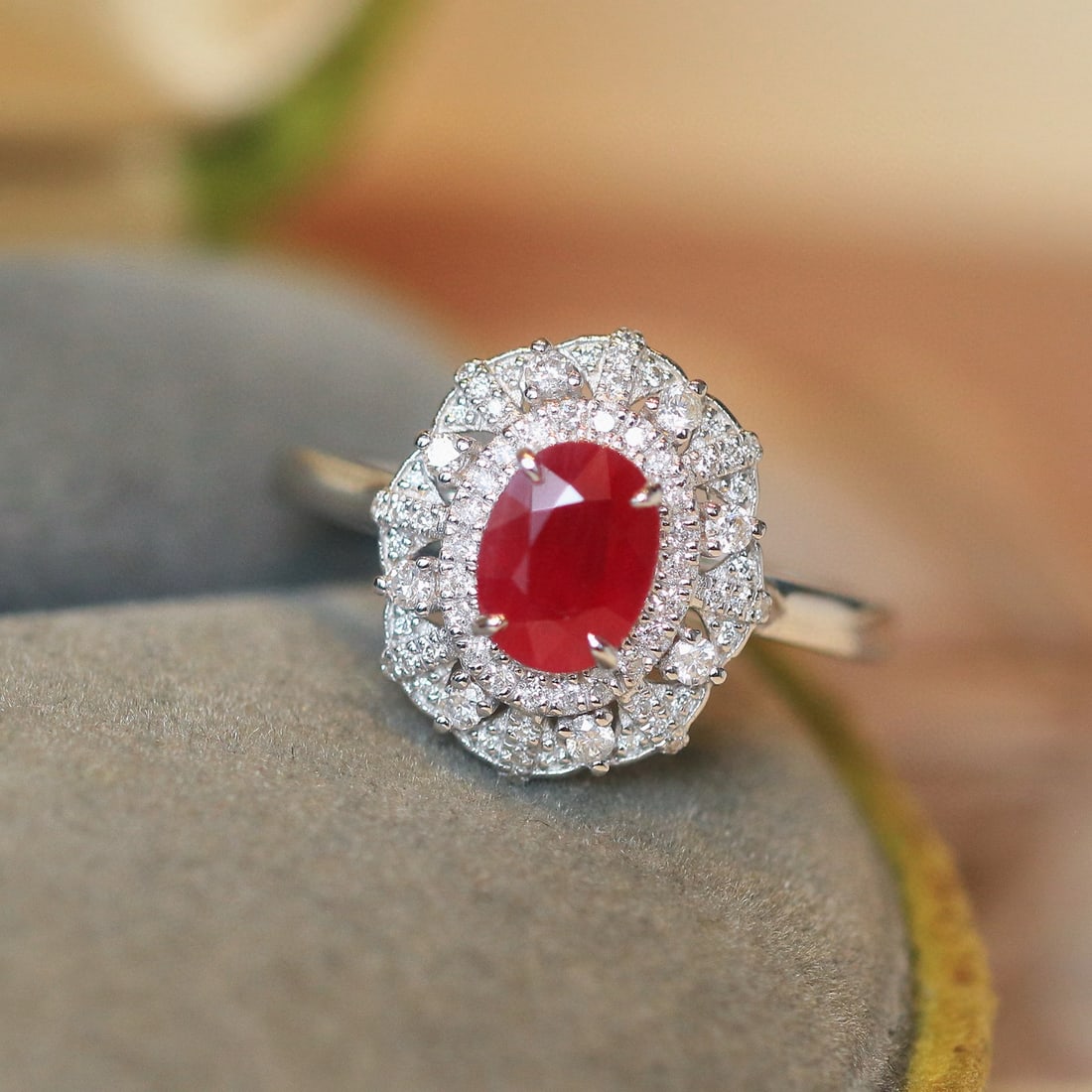 14k Gold 1.47 Ctw Natural Ruby & Diamond Ring: Ref:231008183 // gold content:14k gold // ring size:7. 25us // // main gemstone:ruby // shape:oval // carat weight:1. 18ct // color:pigeonblood red // treatment:natural // // adjacent gemstone 2 : dia