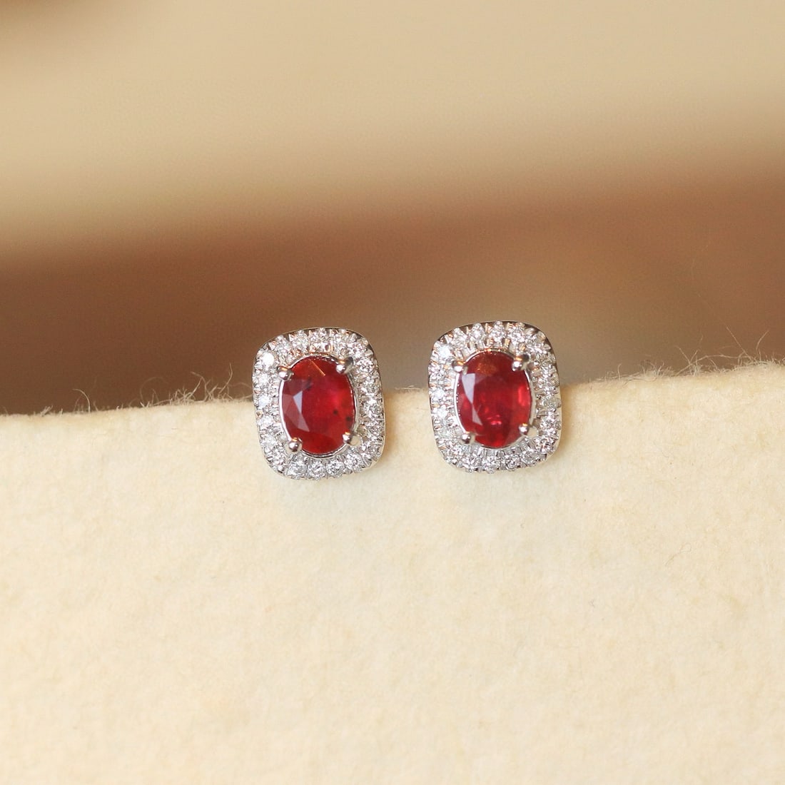 14k Gold 0.86 Ctw Natural Ruby & Diamond Earrings - 3