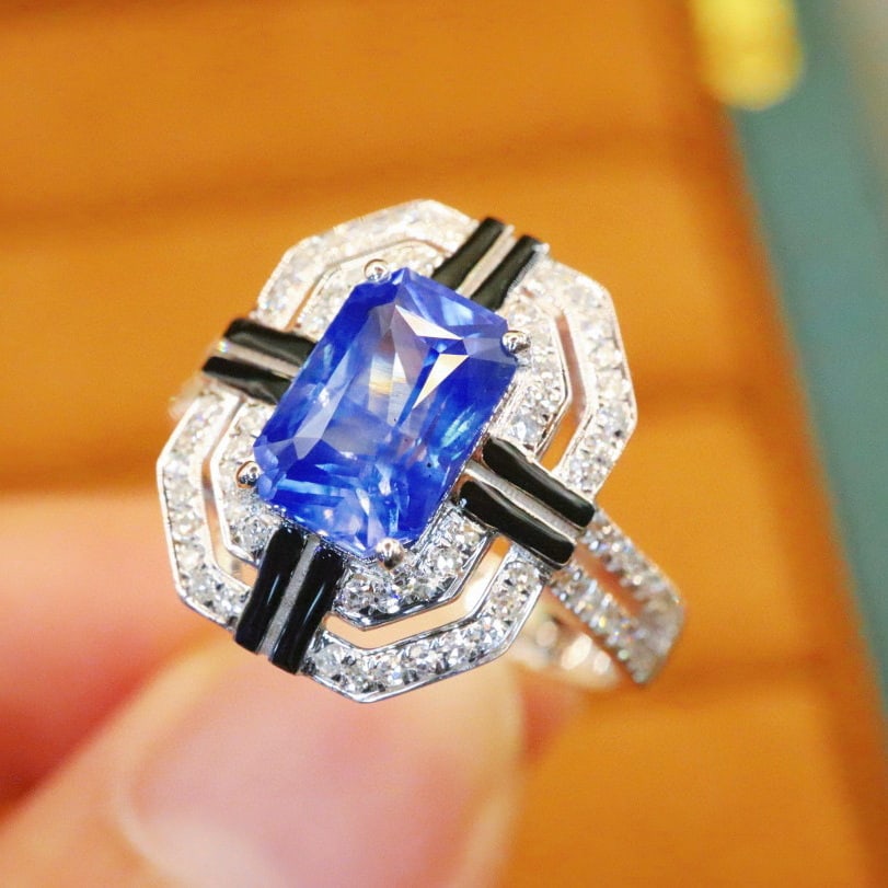 14k Gold 2.58 Ctw Natural Sapphire & Diamond Ring: Ref:231008207 // gold content:14k gold // ring size:7. 25us // // main gemstone:sapphire // shape:octagonal // carat weight:2. 16ct // color:cornflower blue // treatment:natural // // adjacent gemston