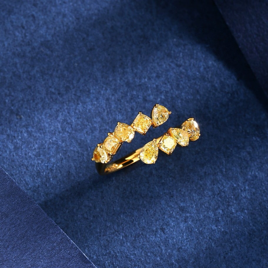 14k Gold 1.89 Ct Natural Yellow Diamond Ring: Ref:231008213 // gold content:14k gold // ring size:7. 25us // // main gemstone:yellow diamond // shape:multiply // carat weight:1. 89ct // color:yellow // treatment:natural // Condition: New Low