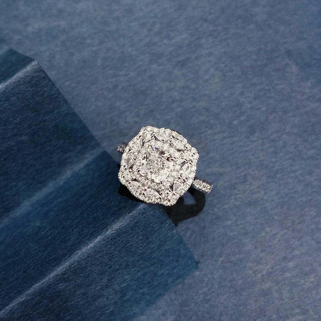 Gia Certified 14k Gold 1.85 Ctw Natural E Si1 Cushion Diamond Ring/pendant( Without Chain ) - 2