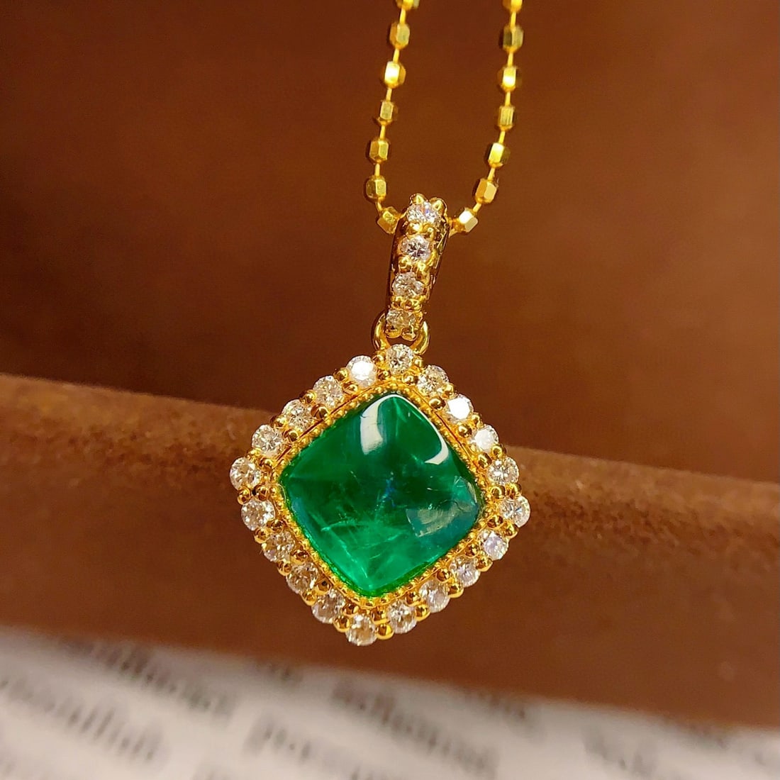 14k Gold 2.21 Ct Vivid Green Natural Emerald & Diamond Pendant( Without Chain ) - 4