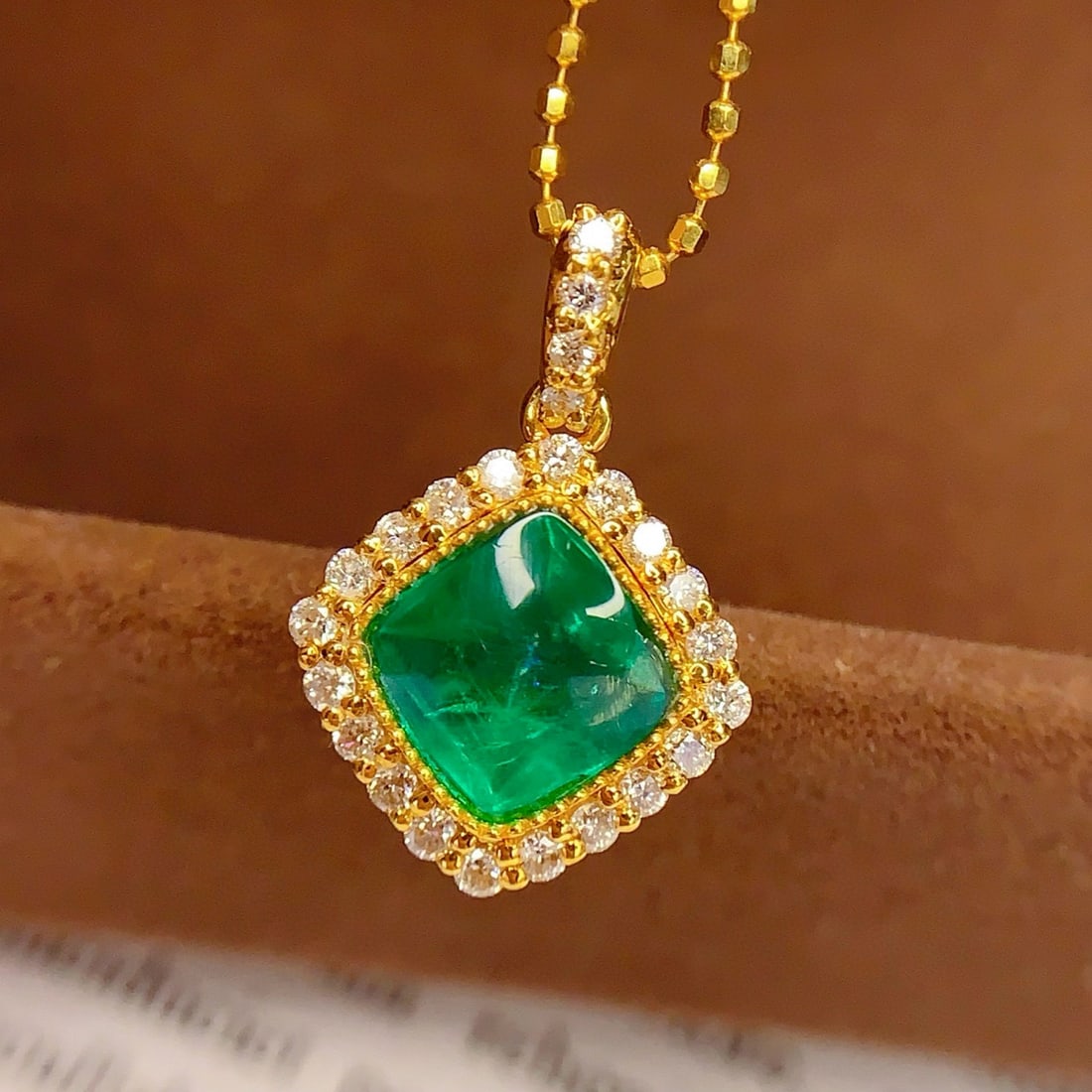 14k Gold 2.21 Ct Vivid Green Natural Emerald & Diamond Pendant( Without Chain ) - 5