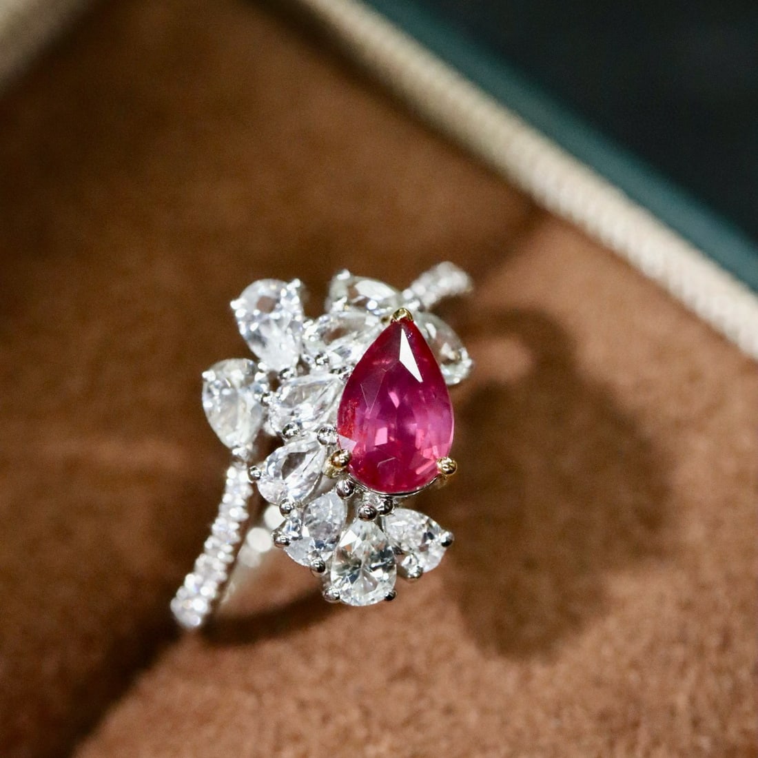 14k Gold 0.85 Ctw Natural Ruby & Diamond Ring (1 of 5)