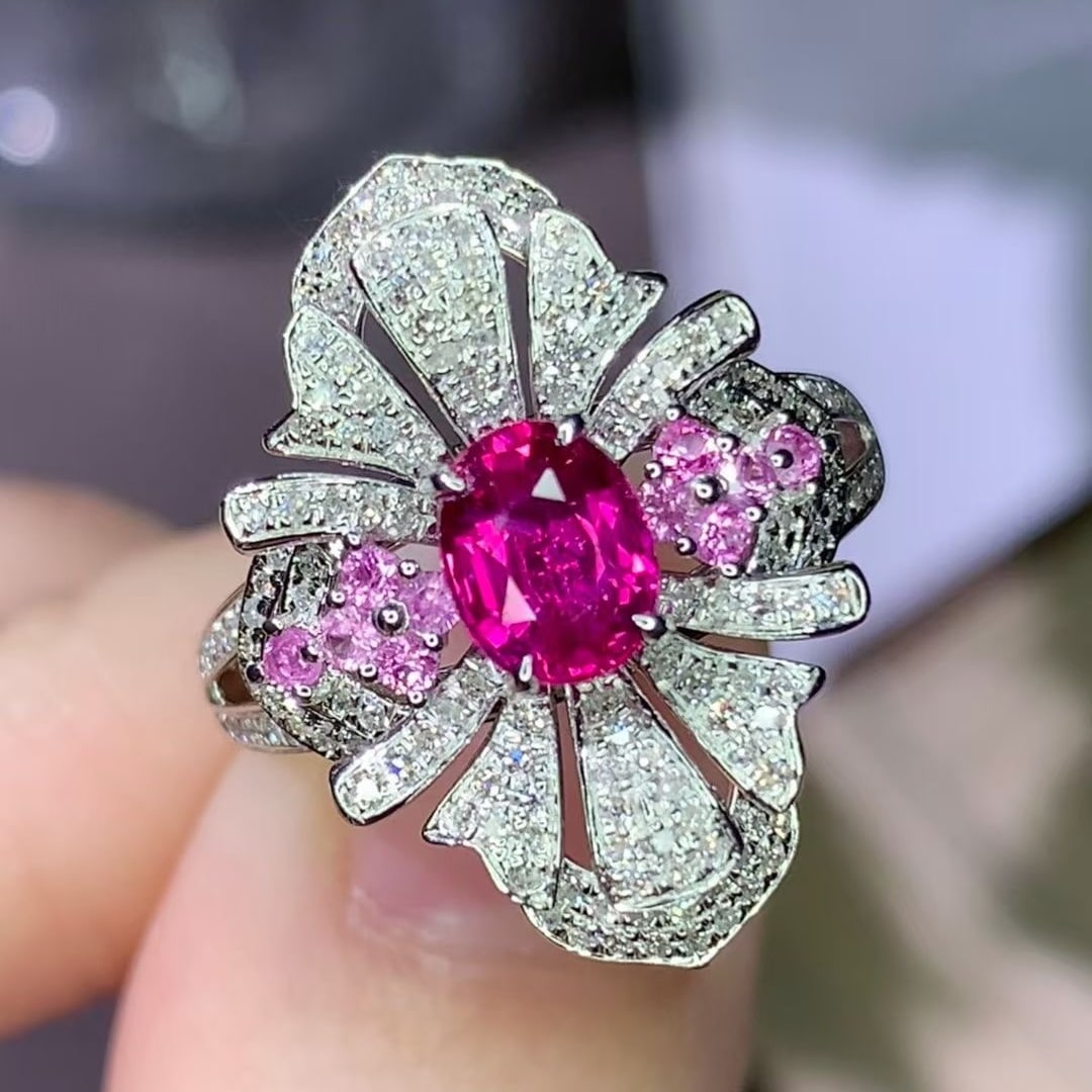 14k Gold 1 Ct Natural Ruby & Diamond & Sapphire Ring: Ref:231008238 // gold content:14k gold // ring size:7. 25us // // main gemstone:ruby // shape:oval // carat weight:1ct // color:red // treatment:natural // // adjacent gemstone 2 : diamond // shape:ro