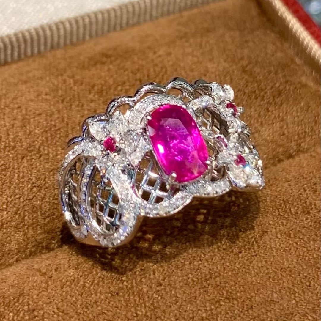 14k Gold 1.25 Ct Natural Ruby & Diamond Ring - 6