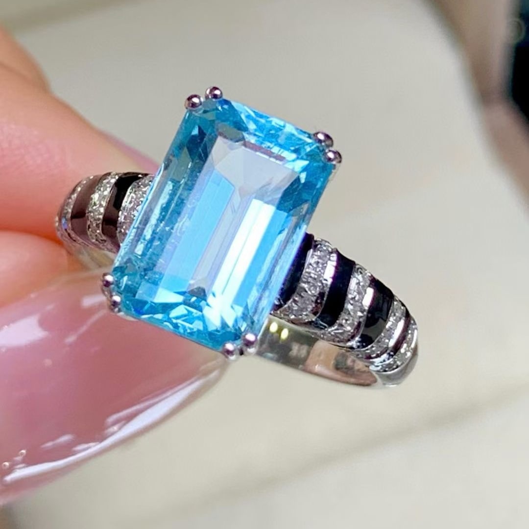 14k Gold 3.9 Ct Natural Aquamarine & Diamond Ring - 2