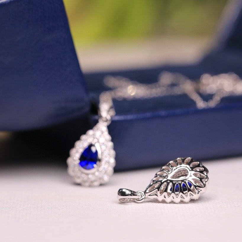 14k Gold 0.64 Ct Vivid Blue Natural Sapphire & Diamond Pendant( Without Chain ) - 4