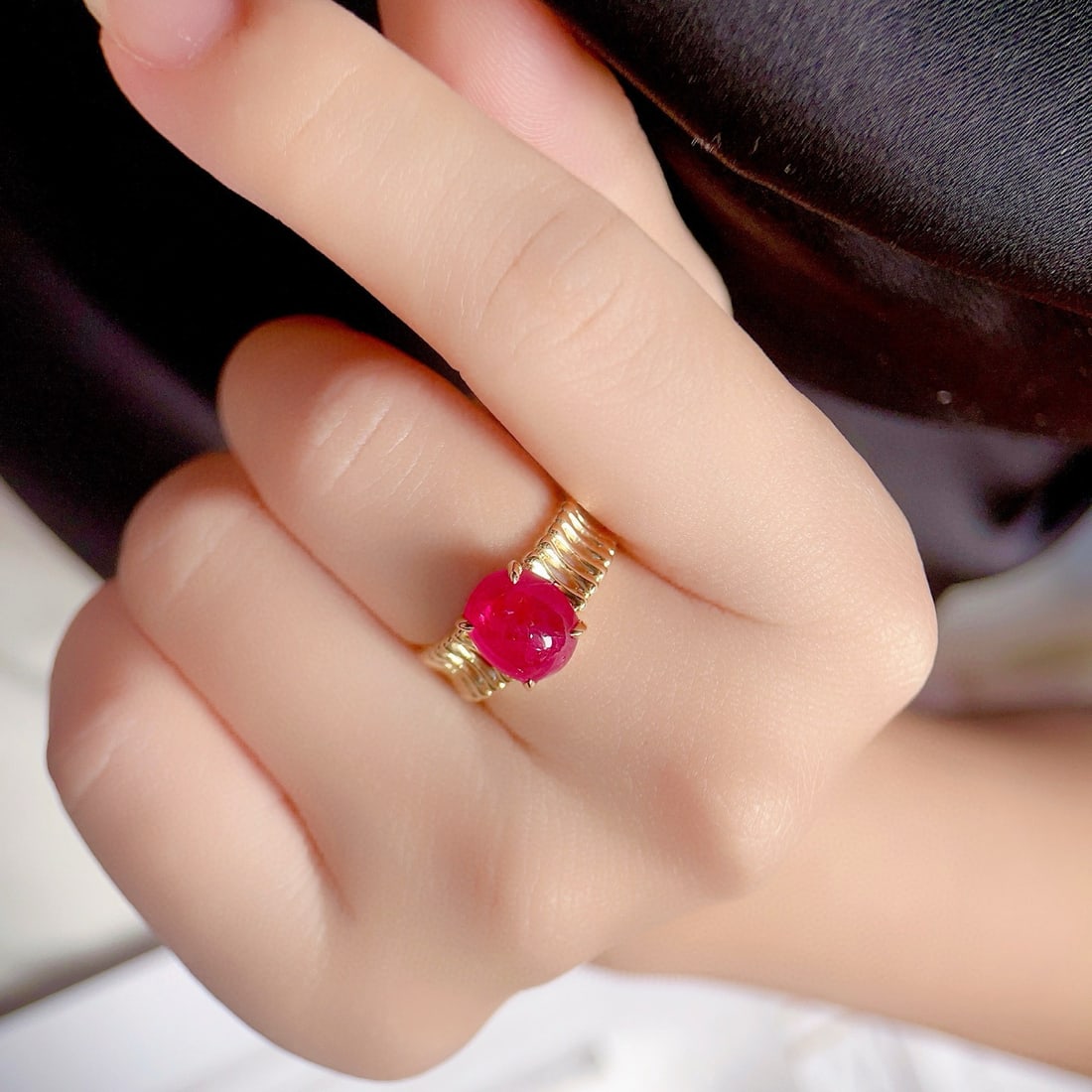 14k Gold 4.85 Ct Natural Ruby Ring - 3