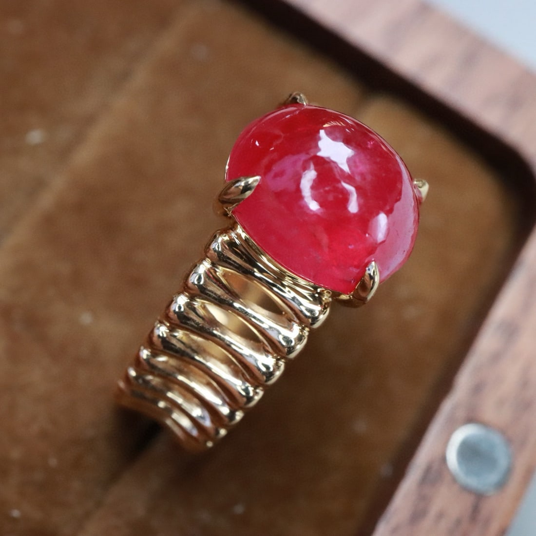 14k Gold 4.85 Ct Natural Ruby Ring - 4