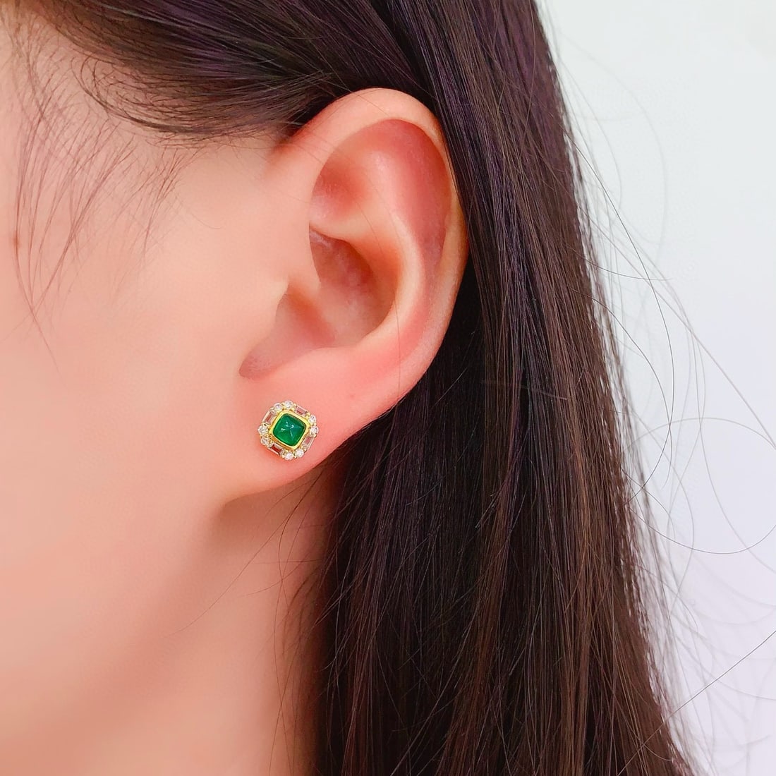 14k Gold 1 Ct Vivid Green Natural Emerald & Diamond & Sapphire Earrings - 6
