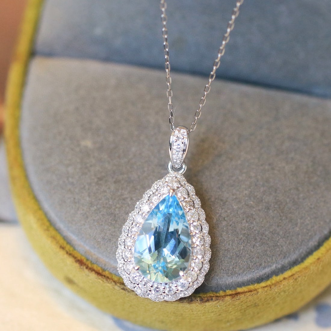 14k Gold 3.36 Ctw Natural Aquamarine & Diamond Pendant( Without Chain ) - 7