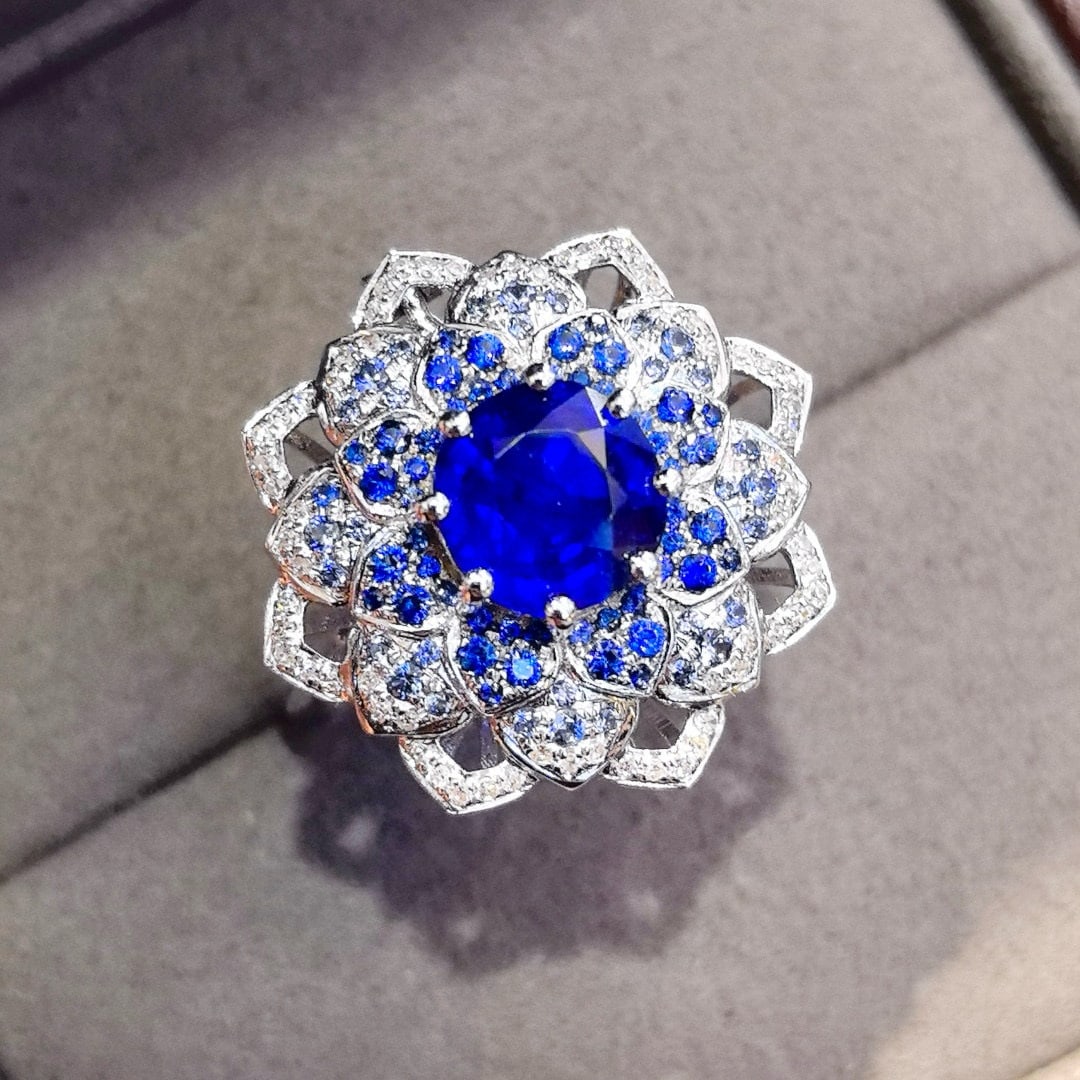 14k Gold 2.13 Ctw Natural Sapphire & Diamond Ring/pendant( Without Chain ): Ref:231008350 // gold content:14k gold // ring size:7. 25us // // main gemstone:sapphire // shape:round // carat weight:1. 88ct // color:royal blue // treatment:natural // cut grade:g // // adjacent g