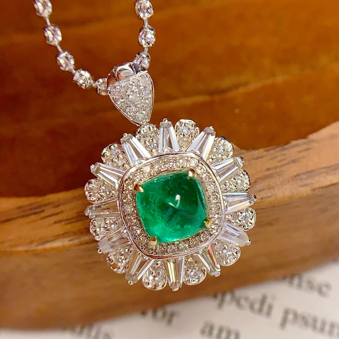 14k Gold 1.2 Ct Vivid Green Natural Emerald & Diamond Ring/pendant( Without Chain ) - 2
