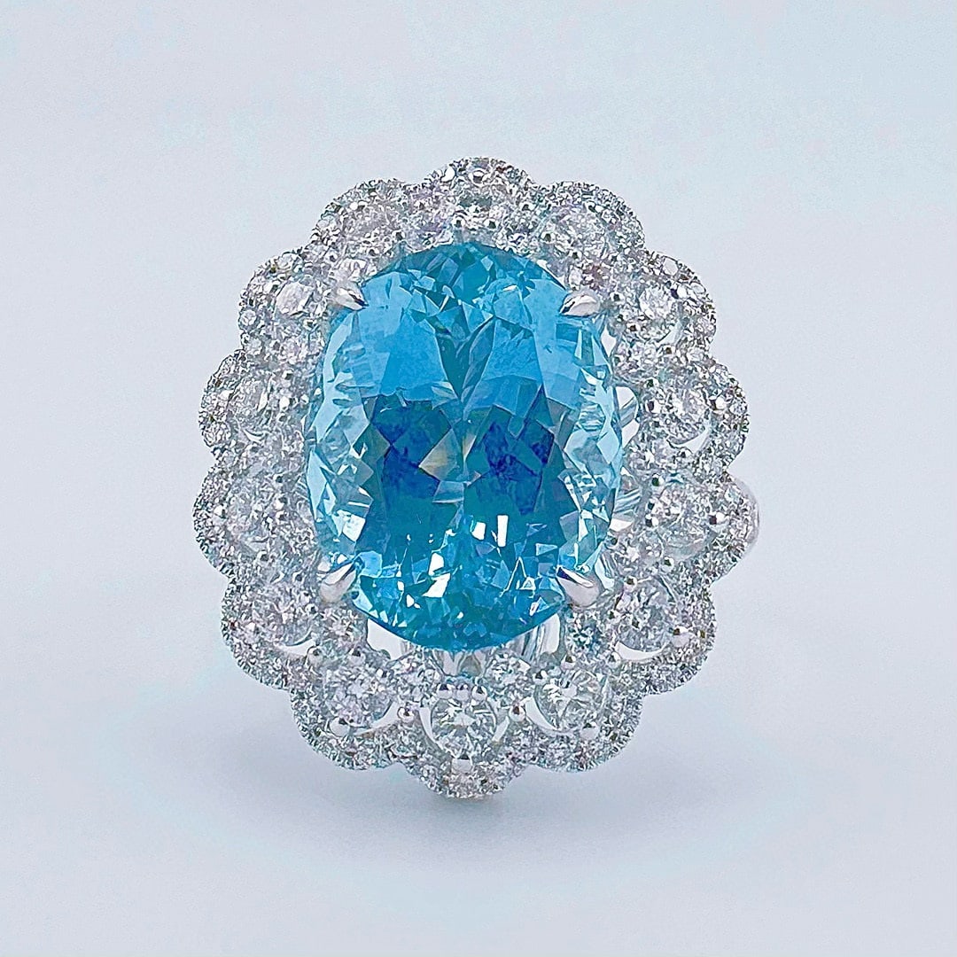 14k Gold 7.26 Ctw Natural Aquamarine & Diamond Ring/pendant( Without Chain ): Ref:231008360 // gold content:14k gold // ring size:7. 25us // // main gemstone:aquamarine // shape:oval // carat weight:5. 83ct // color:santa maria color // treatment:natural // // adjacent gemstone