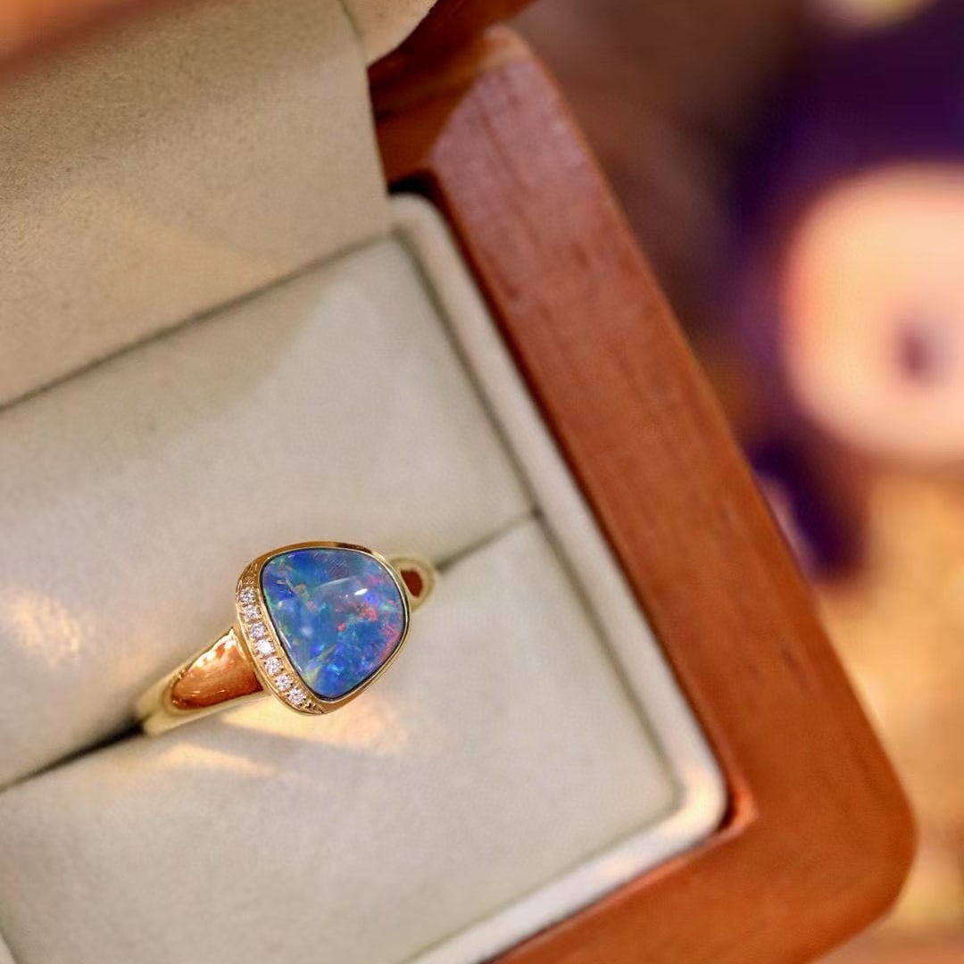 14k Gold 0.97 Ct Natural Opal & Diamond Ring (1 of 8)