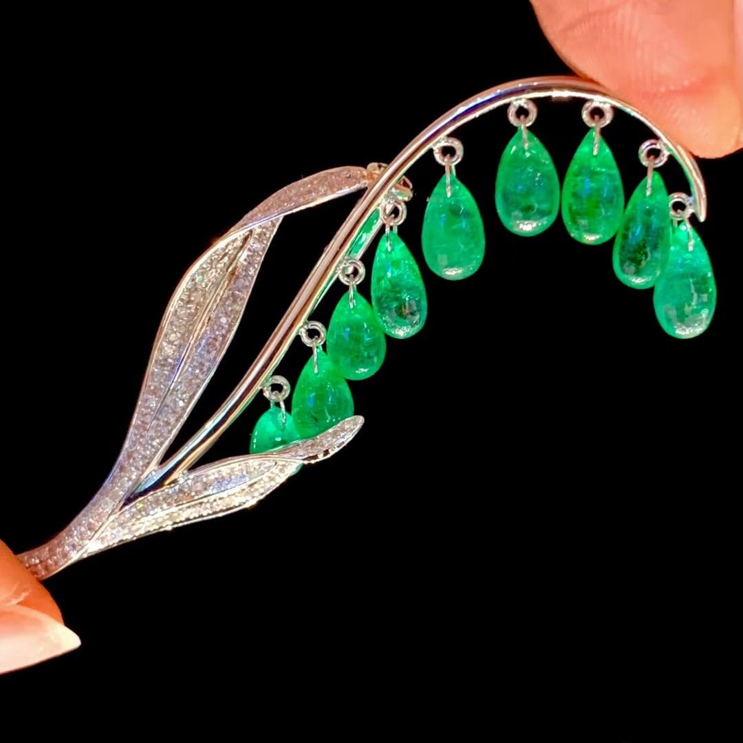 14k Gold 5.6 Ct Vivid Green Natural Emerald & Diamond Brooch/pendant( Without Chain ) - 2