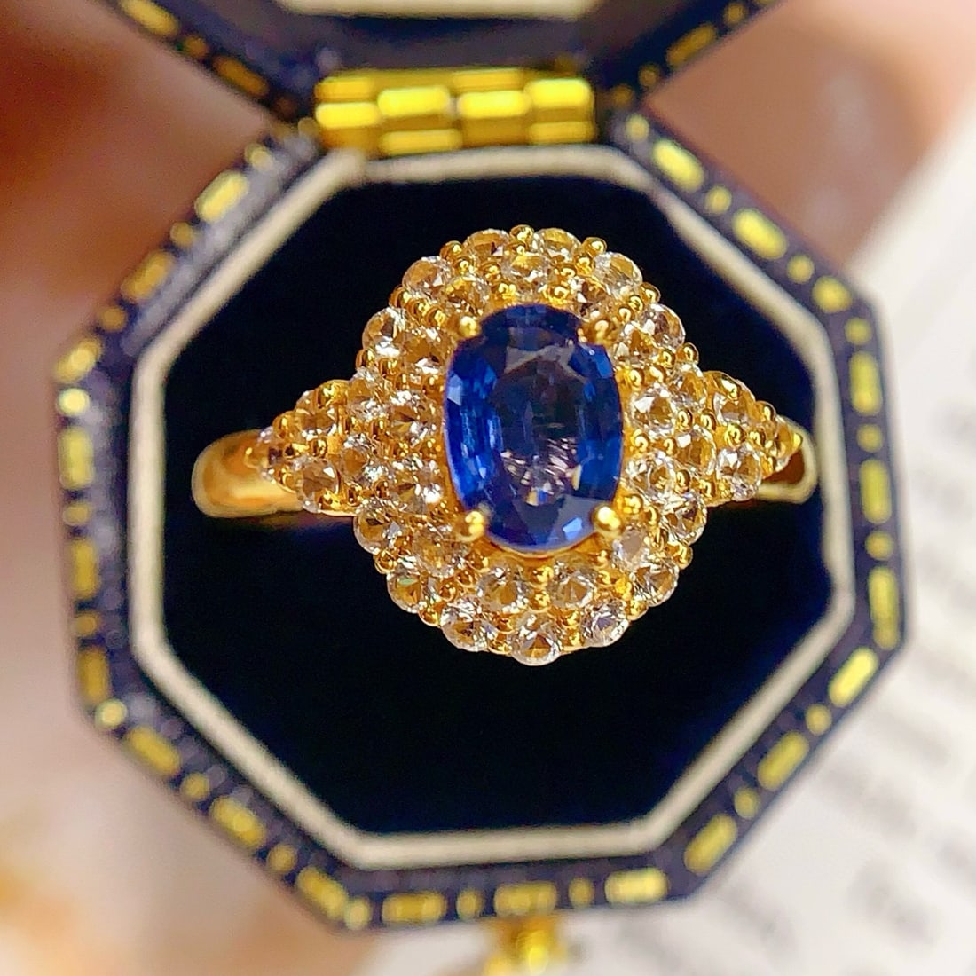 14k Gold 1.06 Ct Natural Sapphire & Sapphire Ring: Ref:231008408 // gold content:14k gold // ring size:7. 25us // // main gemstone:sapphire // shape:oval // carat weight:1. 06ct // color:blue // treatment:natural // // adjacent gemstone 2 : sapphire