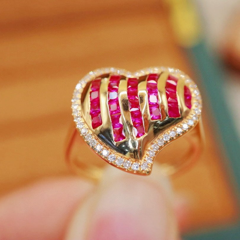 14k Gold 0.81 Ctw Natural Ruby & Diamond Ring - 3