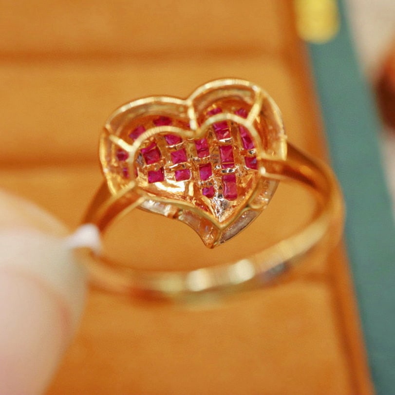 14k Gold 0.81 Ctw Natural Ruby & Diamond Ring - 5