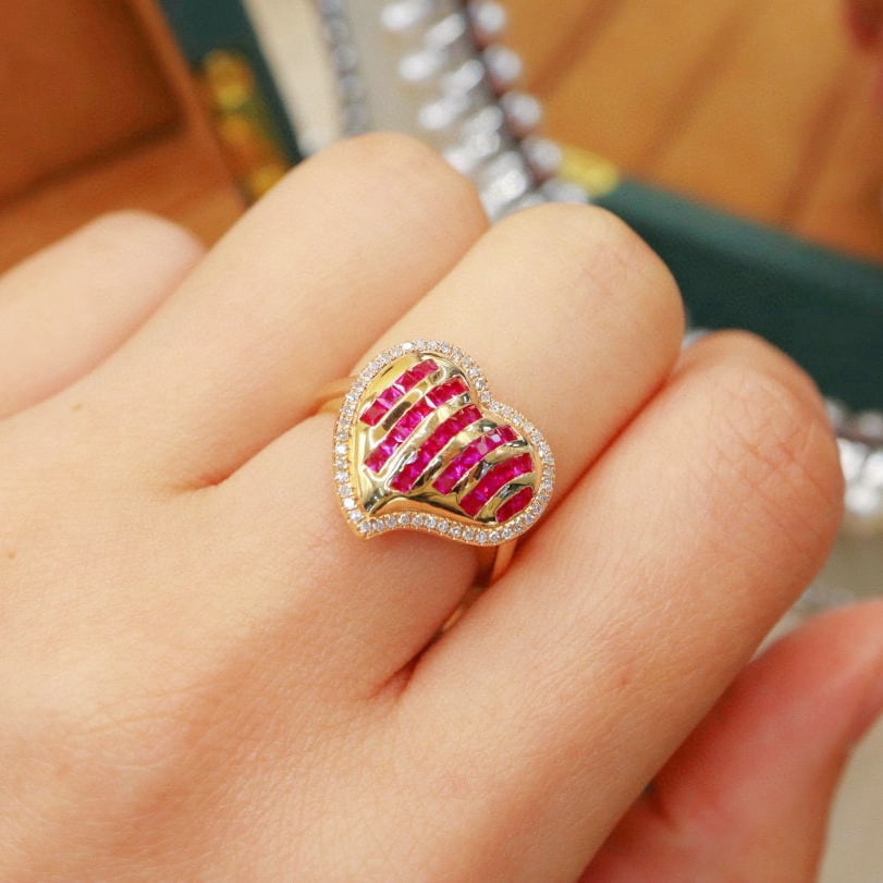 14k Gold 0.81 Ctw Natural Ruby & Diamond Ring - 6