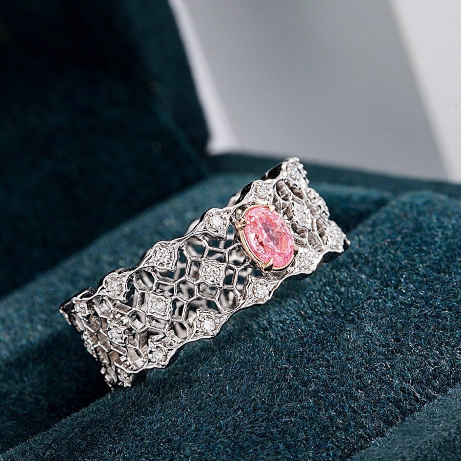 14k Gold 0.47 Ctw Natural Pink Diamond & Diamond Ring: Ref:231008435 // gold content:14k gold // ring size:7. 25us // // main gemstone:pink diamond // shape:oval // carat weight:0. 27ct // color:pink // treatment:natural // // adjacent gemstone 2 :