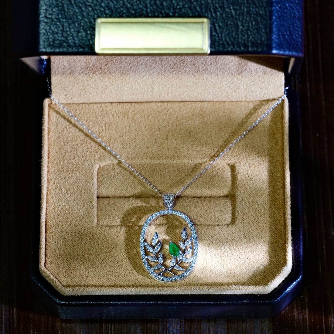 14k Gold 0.56 Ctw Vivid Green Natural Emerald & Diamond Pendant( Without Chain ) - 3