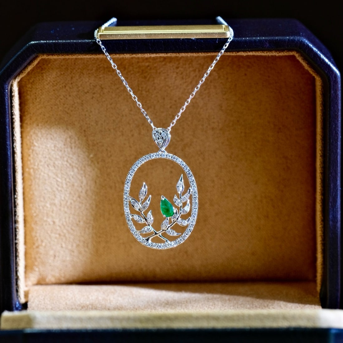 14k Gold 0.56 Ctw Vivid Green Natural Emerald & Diamond Pendant( Without Chain ) - 4