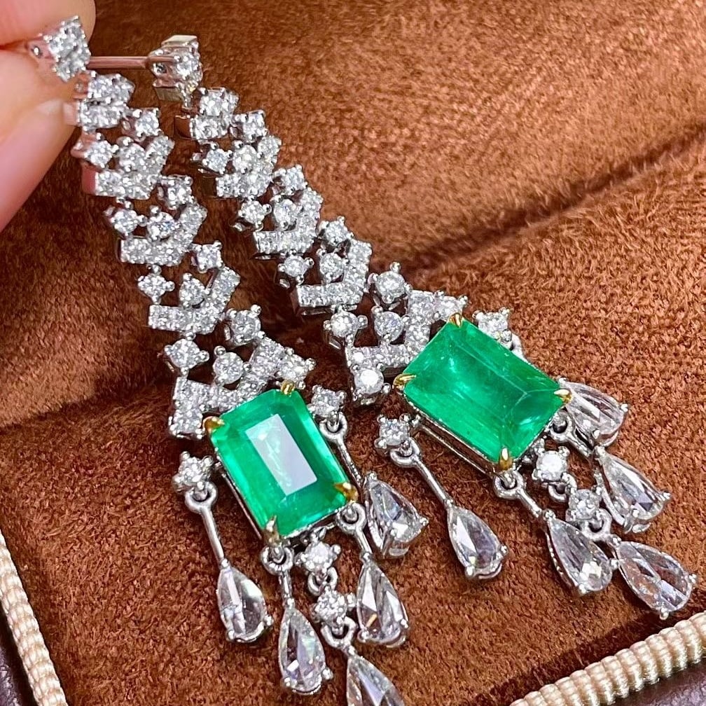 14k Gold 2.9 Ctw Natural Emerald & Diamond Earrings - 5