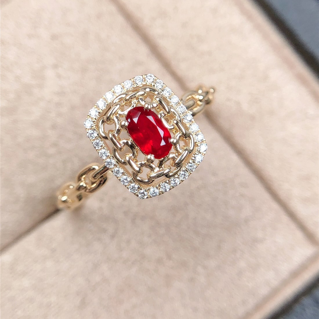 14k Gold 0.40 Ctw Natural Ruby & Diamond Ring: Ref:231118058 // gold content:14k gold // ring size:7. 25us // // main gemstone:ruby // shape:oval // carat weight:0. 31ct // color:red // treatment:natural // // adjacent gemstone 2 : diamond //