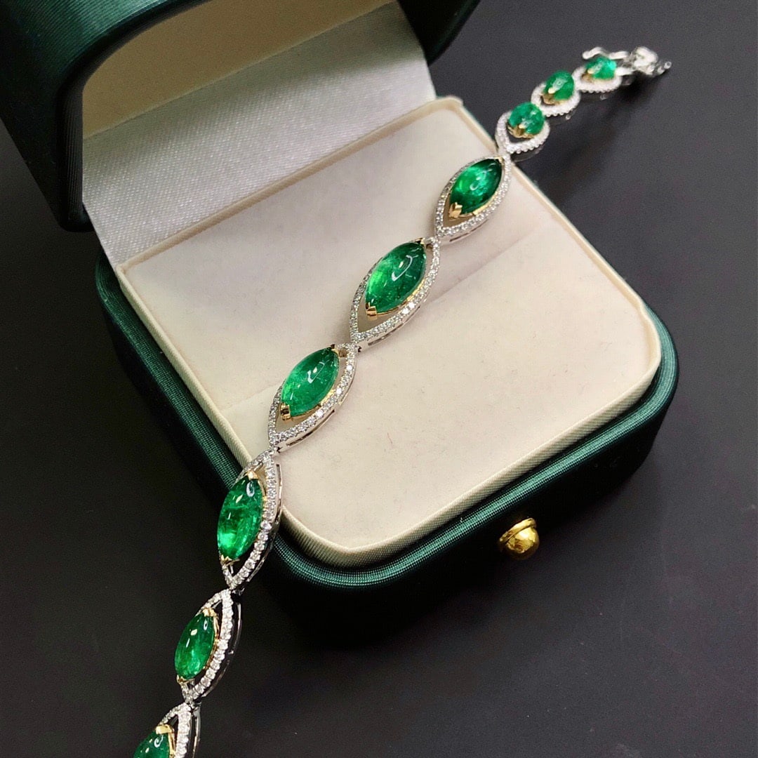 14k Gold 10.74 Ctw Vivid Green Natural Emerald & Diamond Bracelet - 5