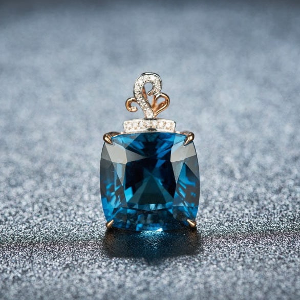 14k Gold 19 Ct Natural Topaz & Diamond Pendant( Without Chain ): Ref:231118242 // gold content:14k gold // main gemstone:topaz // shape:cushion // carat weight:19ct // color:blue // treatment:natural // // adjacent gemstone 2 : diamond // shape:round // clarity