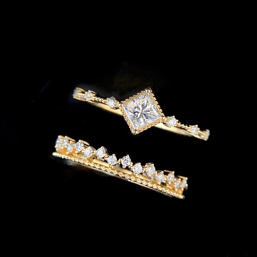 Gia Certified 14k Gold 0.30 Ct Natural F Vs2 Princess Diamond Ring: Ref:231118260 // gold content:14k gold // ring size:7. 25us // // main gemstone:diamond // certified:gia // shape:princess // carat weight:0. 30ct // clarity grade:vs2 // color:f // treatment:natural 