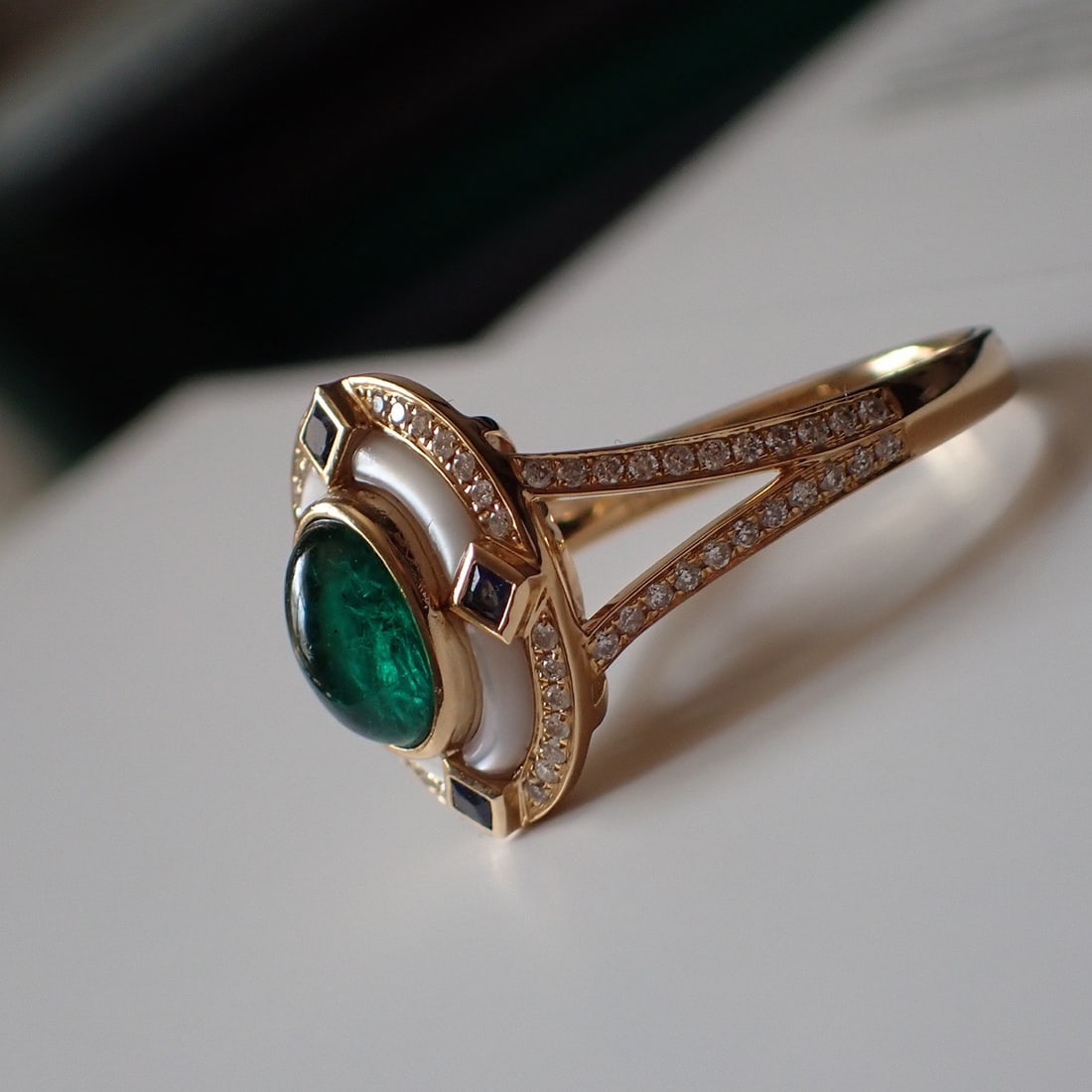 14k Gold 0.95 Ct Natural Emerald & Sapphire & Diamond Ring - 6