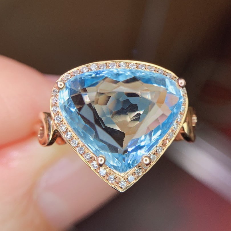 14k Gold 4.0 Ct Natural Aquamarine & Diamond Ring - 6