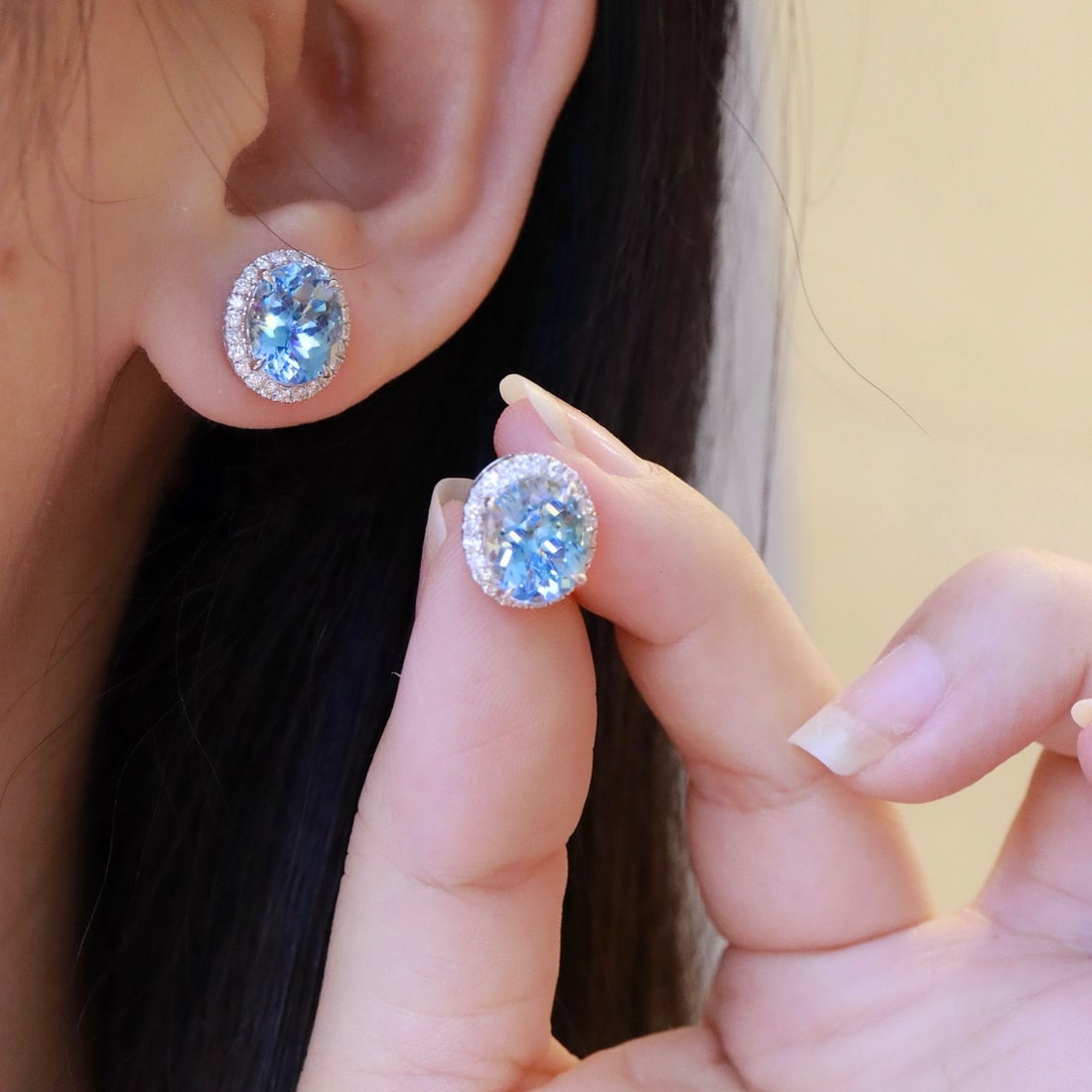 14k Gold 4.60 Ctw Natural Aquamarine & Diamond Earrings - 6