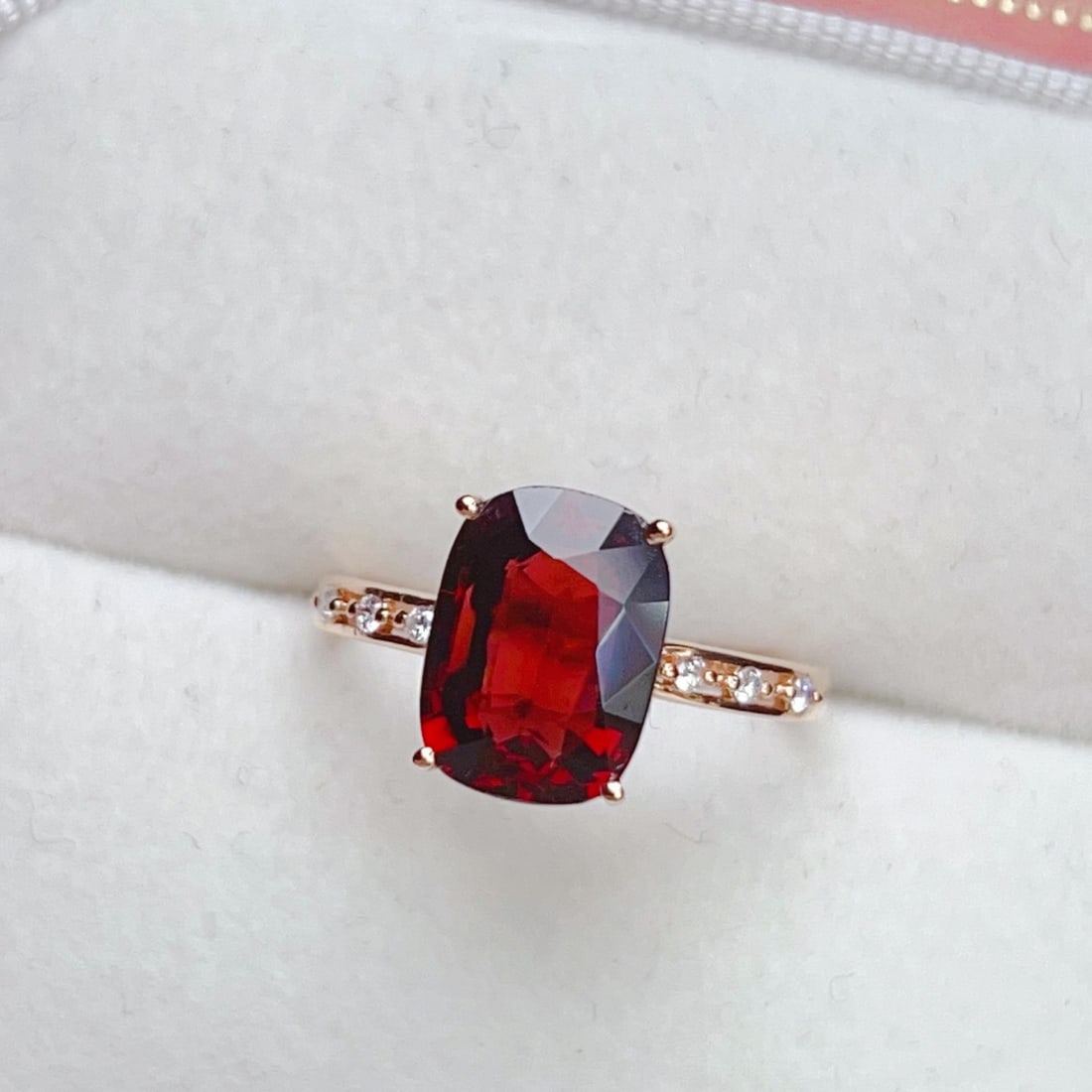 14k Gold 2.86 Ctw Natural Tourmaline & Diamond Ring: Ref:231118380 // gold content:14k gold // ring size:7. 25us // // main gemstone:tourmaline // shape:cushion // carat weight:2. 8ct // color:red // treatment:natural // // adjacent gemstone 2 :