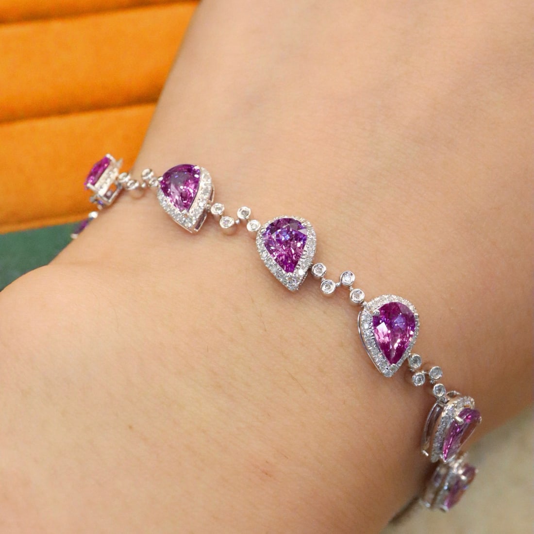 14k Gold 5.32 Ctw Natural Sapphire & Diamond Bracelet - 5
