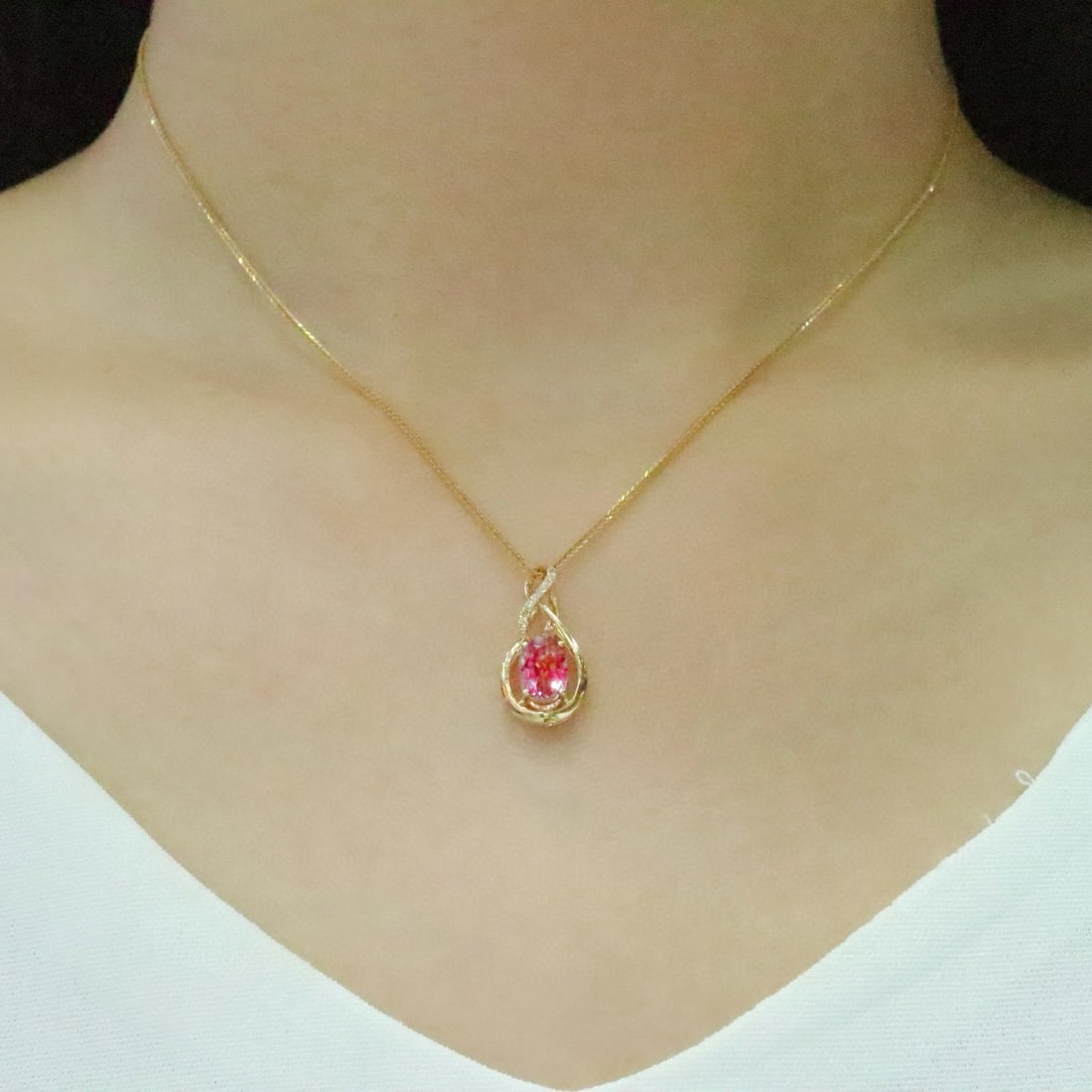 14k Gold 1.07 Ctw Natural Padparadscha Sapphire & Diamond Pendant( Without Chain ) - 4