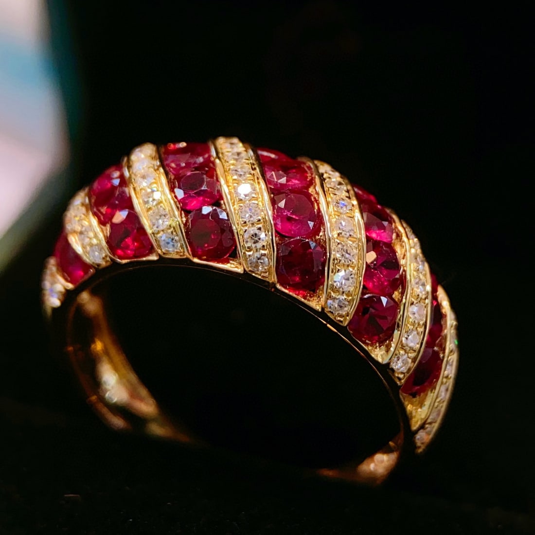 14k Gold 2 Ct Natural Ruby & Diamond Ring - 3