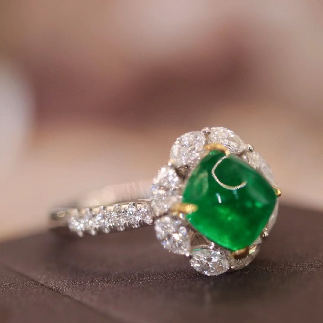 14k Gold 3.08 Ctw Vivid Green Natural Emerald & Diamond Ring - 2