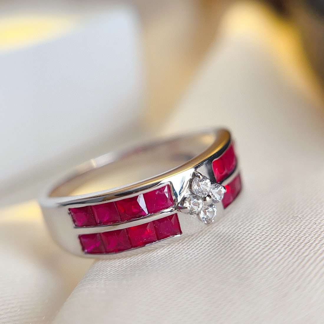 14k Gold 1.65 Ct Natural Ruby & Sapphire Ring: Ref:231017078 // gold content:14k gold // ring size:7. 25us // // main gemstone:ruby // shape:princess // carat weight:1. 65ct // color:red // treatment:natural // // adjacent gemstone 2 : sapphire