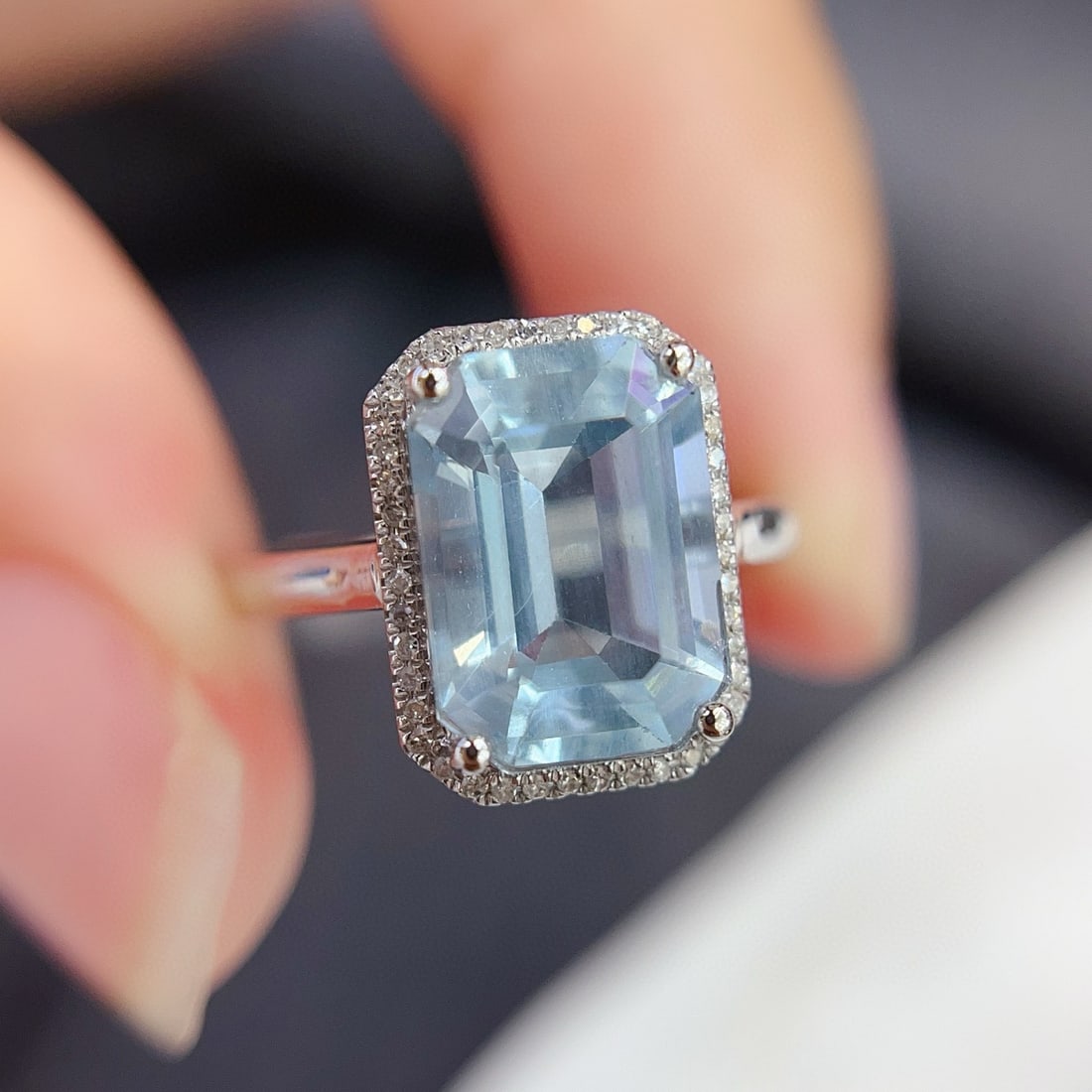 14k Gold 3.40 Ct Natural Aquamarine & Diamond Ring - 2