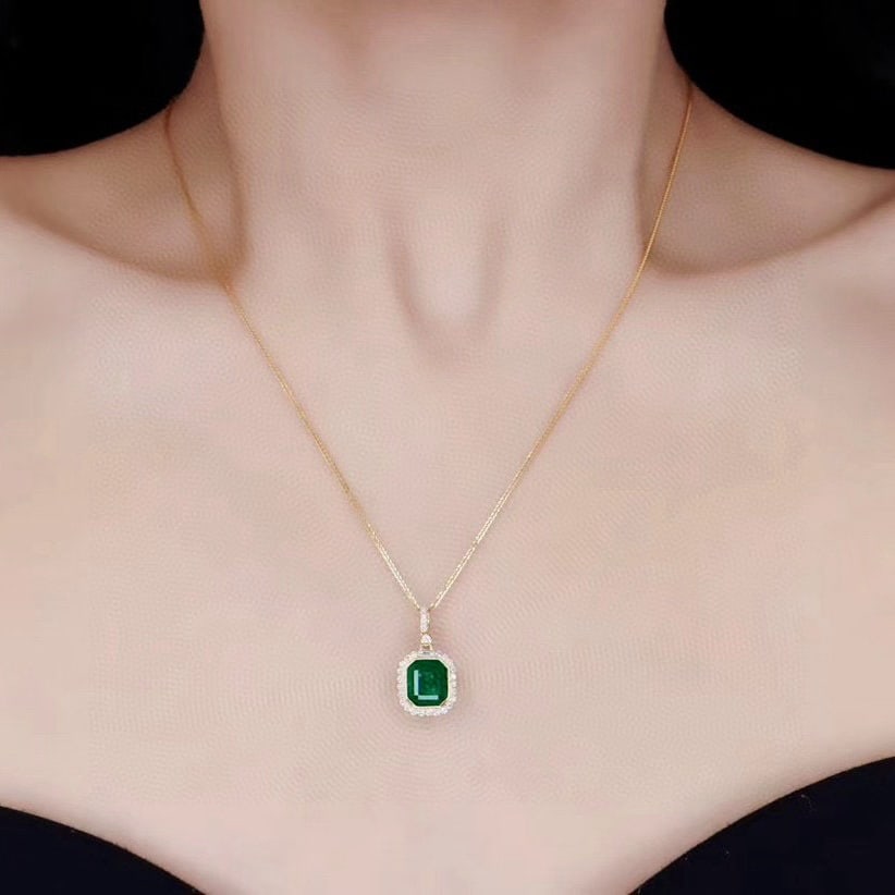 14k Gold 2.05 Ctw Vivid Green Natural Emerald & Diamond Pendant( Without Chain ) - 2