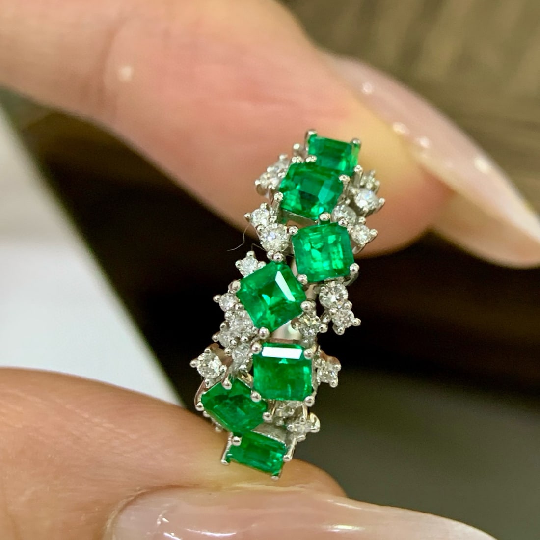 14k Gold 1.18 Ctw Vivid Green Natural Emerald & Diamond Ring - 2